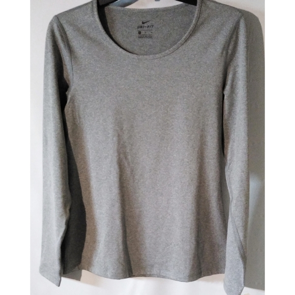 Nike Victory Long Sleeve Training Top Dri Fit - Picture 4 of 4